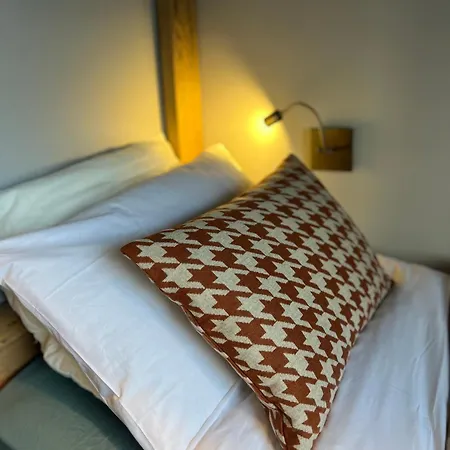 Courchecoeur Apartman *